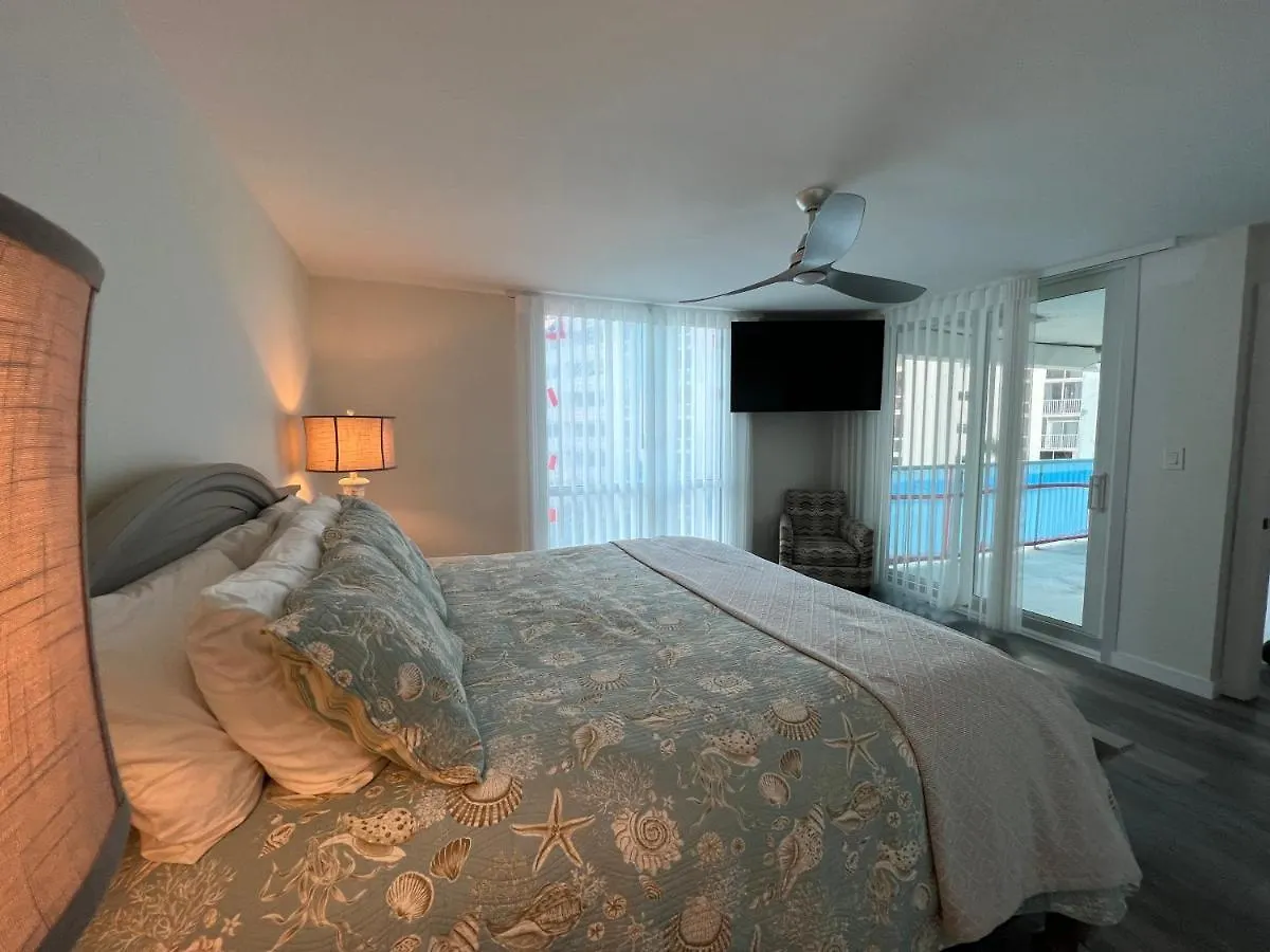 Apartmanhotel Beach Front Relaxing Get Away On Beautiful Destin Emerald Coast