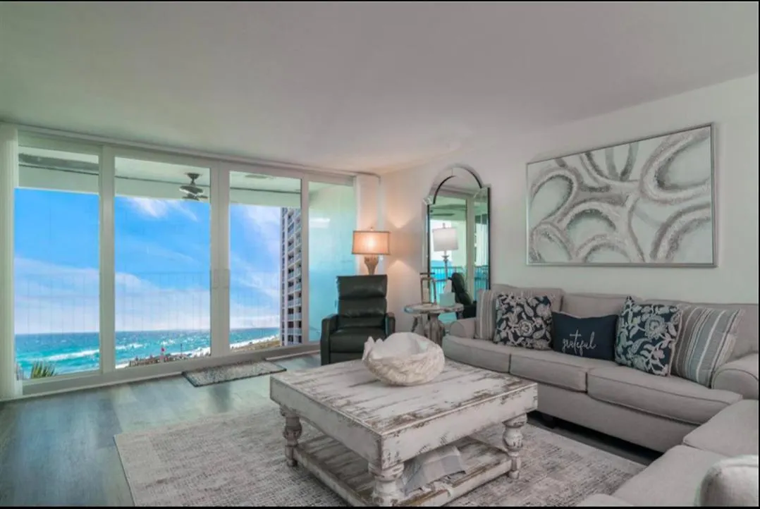 Apartmanhotel Beach Front Relaxing Get Away On Beautiful Destin Emerald Coast